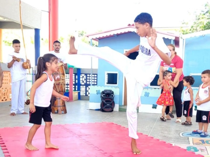 Capoeira Interativa ultrapassa 50 apresentações em escolas de Caucaia e reforça a cultura como instrumento de inclusão e transformação social